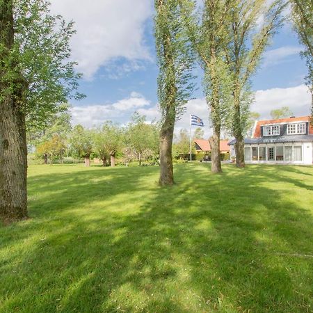 Prachtig Gelegen Vrijstaand Landhuis Hansweert Екстериор снимка