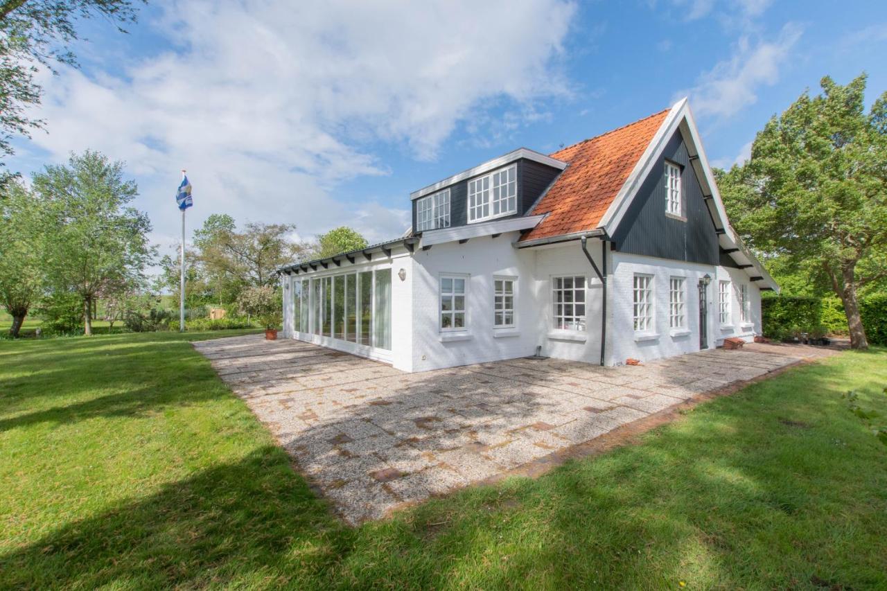 Prachtig Gelegen Vrijstaand Landhuis Hansweert Екстериор снимка