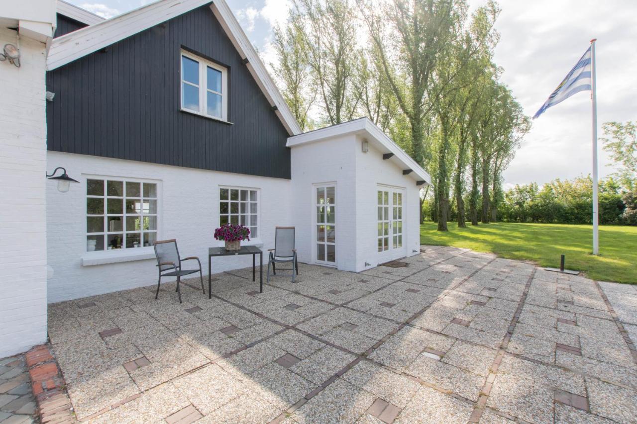 Prachtig Gelegen Vrijstaand Landhuis Hansweert Екстериор снимка